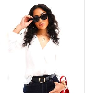 Long sleeve blouse with pocket detail